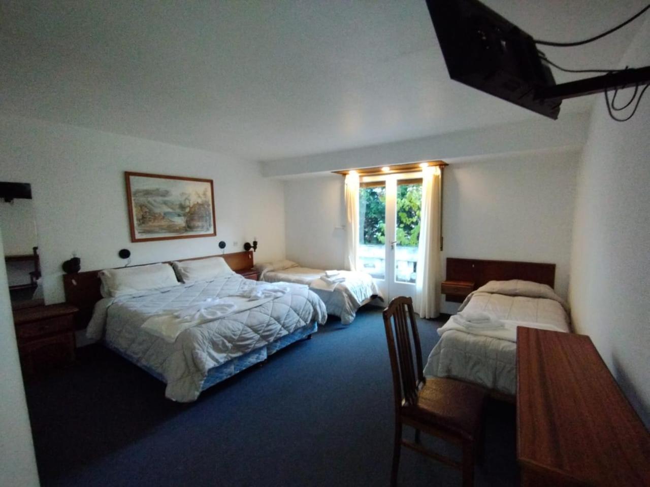 Hotel Crismalu San Martin de los Andes Exterior photo